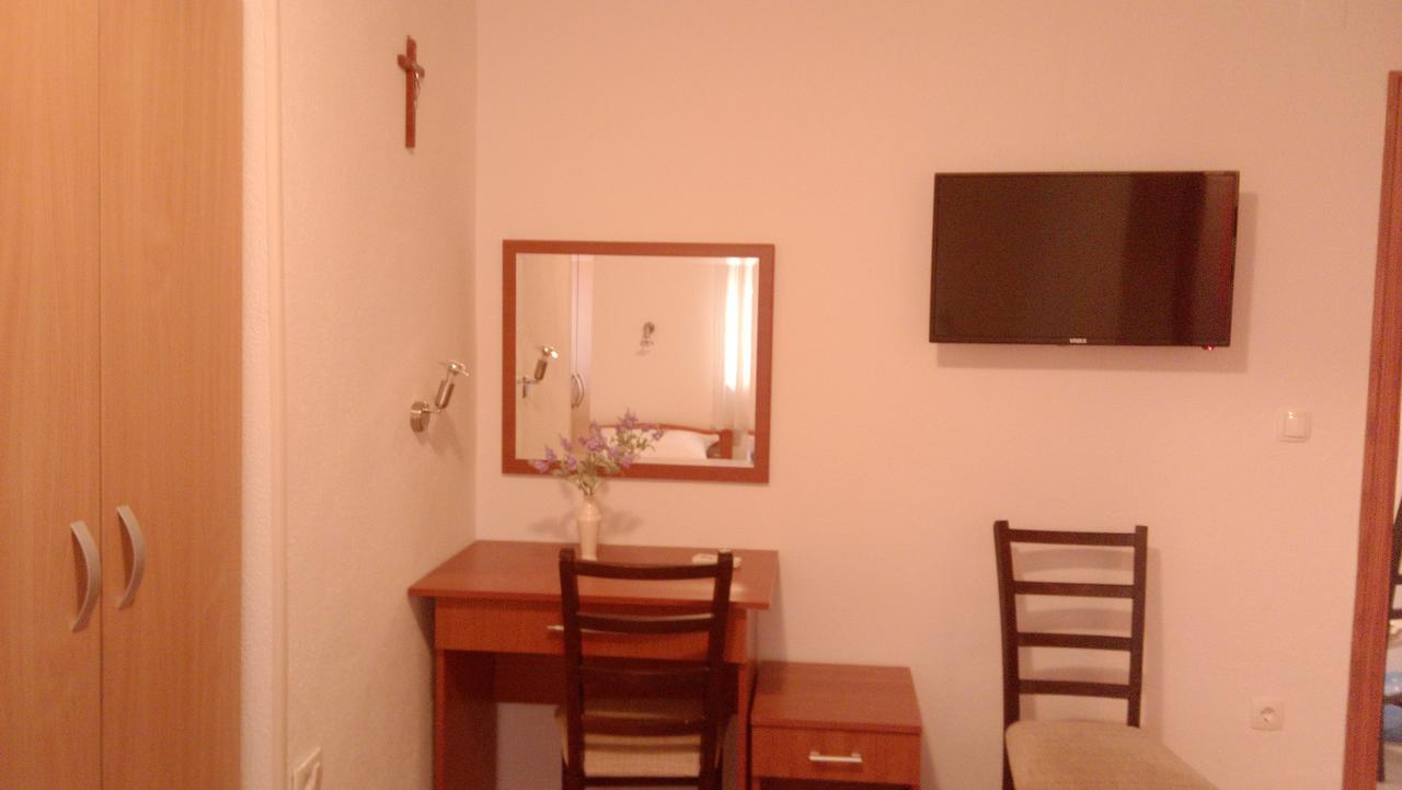 Pansion Crnjac Hotel Međugorje Eksteriør billede