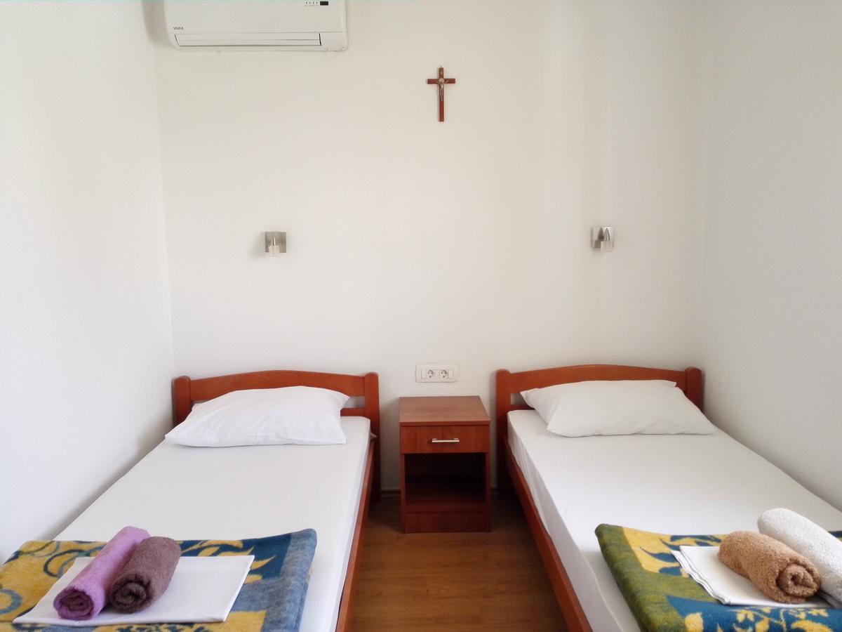 Pansion Crnjac Hotel Međugorje Eksteriør billede