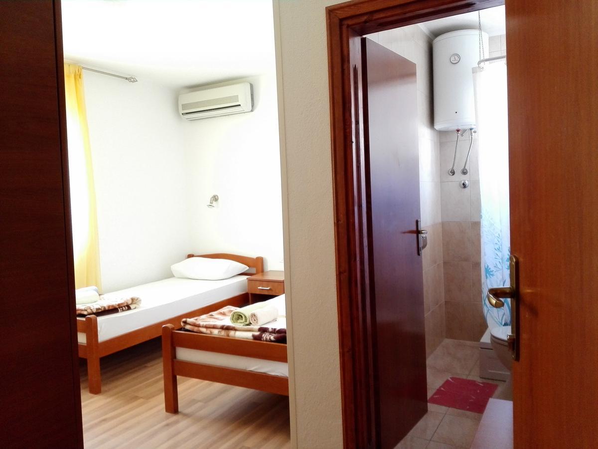 Pansion Crnjac Hotel Međugorje Eksteriør billede
